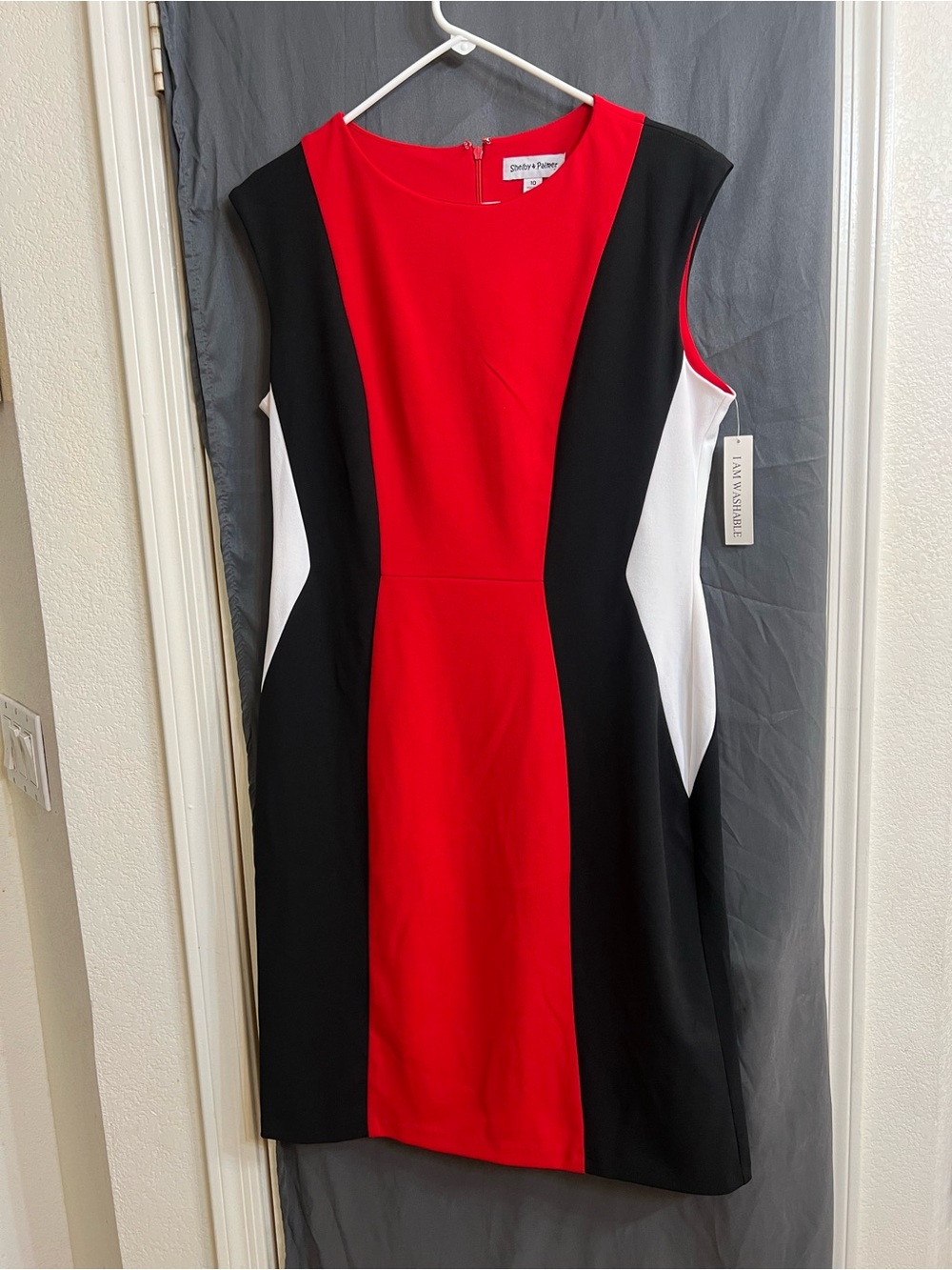 NWT Shelby & Palmer women’s Colorblock Sheath Dress - Red/Black/White size 10